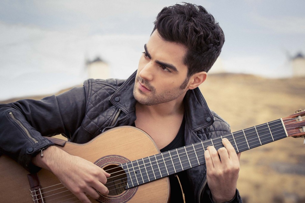 Milos, guitarrista montenegrino. Foto: http://milosguitar.com/