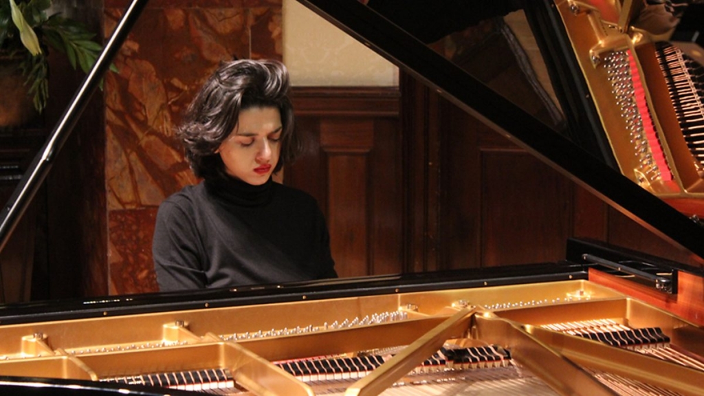 Khatia Buniathisvili abre la temporada de la Filarmónica. Foto: Benjamin Collingwood